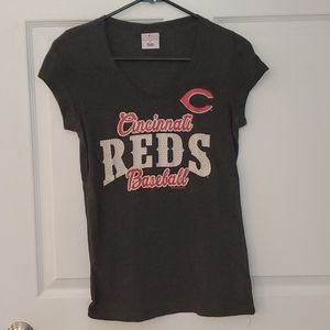 Cincinnati reds v neck shirt